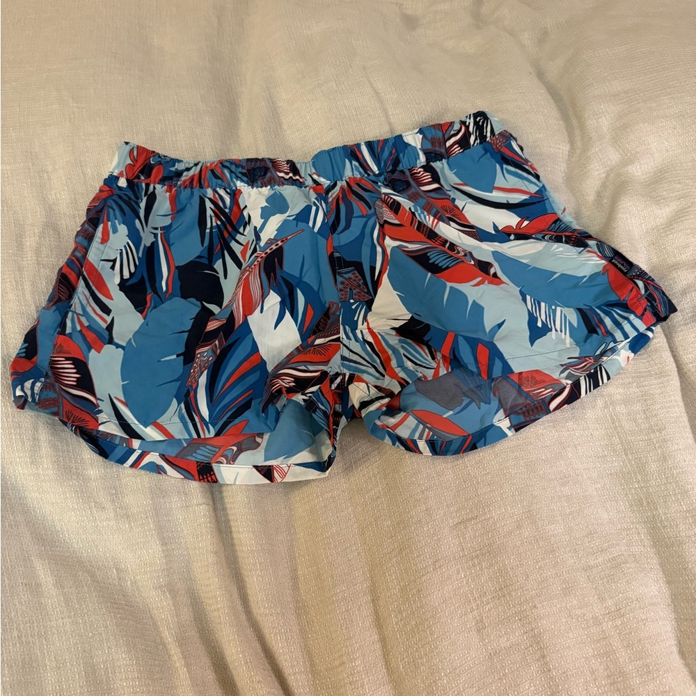 Patagonia Women’s Barely Baggies Shorts Size Large
